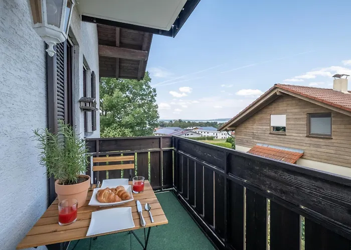 Gemuetliches Wohlfuehl-Apartment Mit Perfektem Seeblick